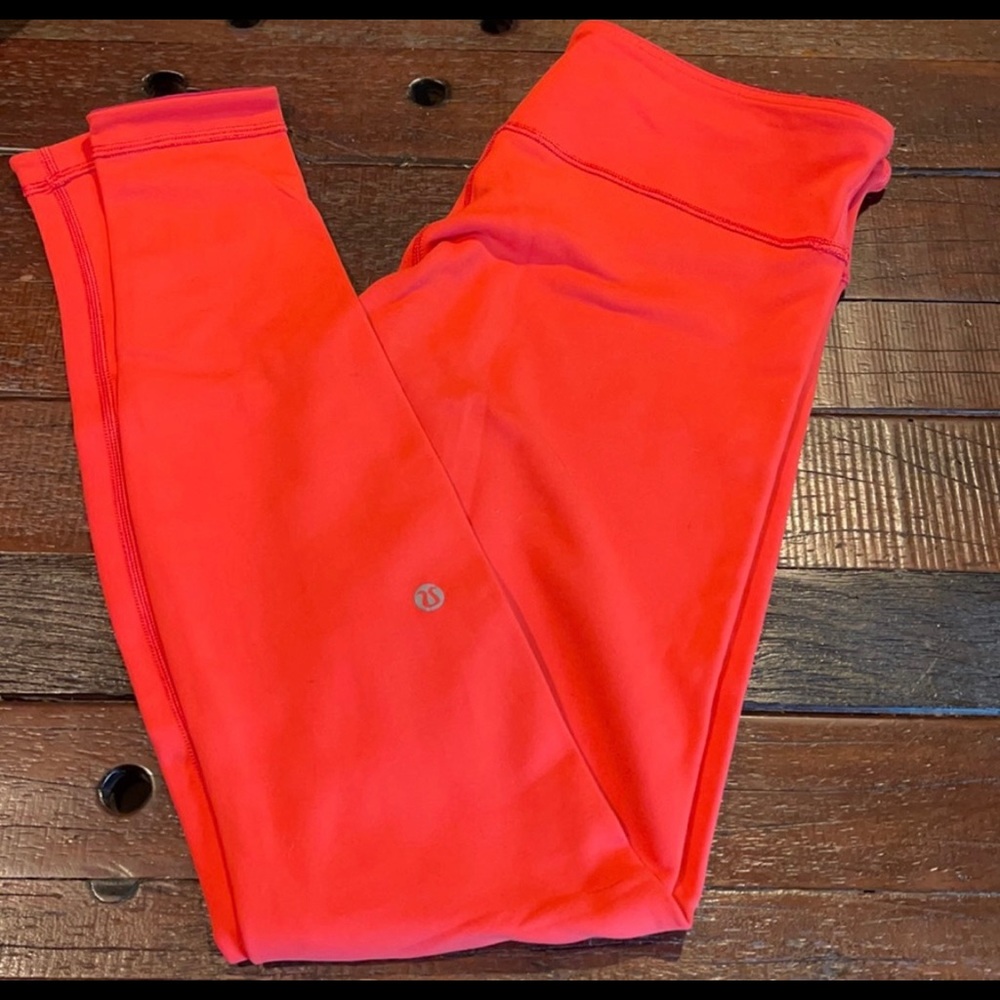 Lululemon size 10